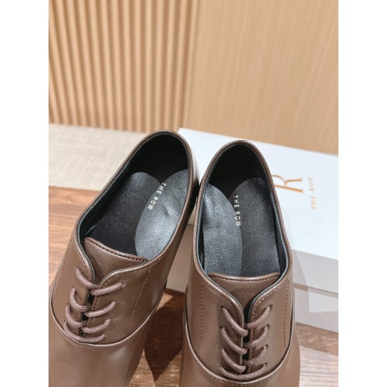 MM6 sandals