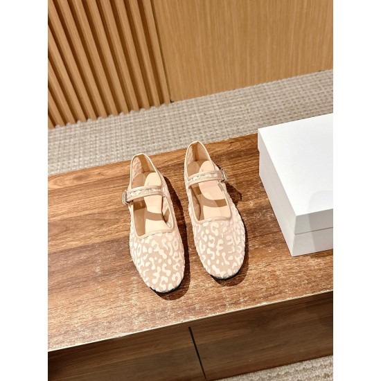 The row sandals