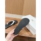 MM6 slippers