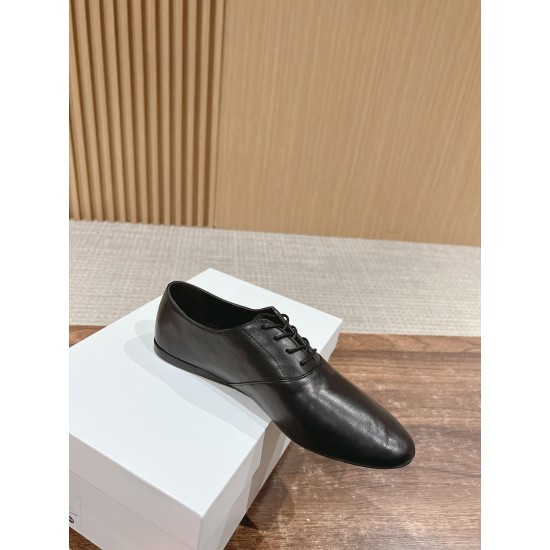 The row sandals