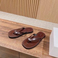 The row slippers