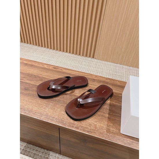 The row slippers