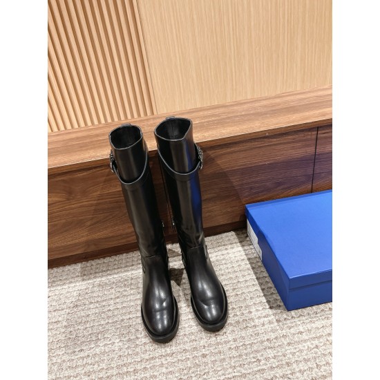 Stuart Weitzman boot