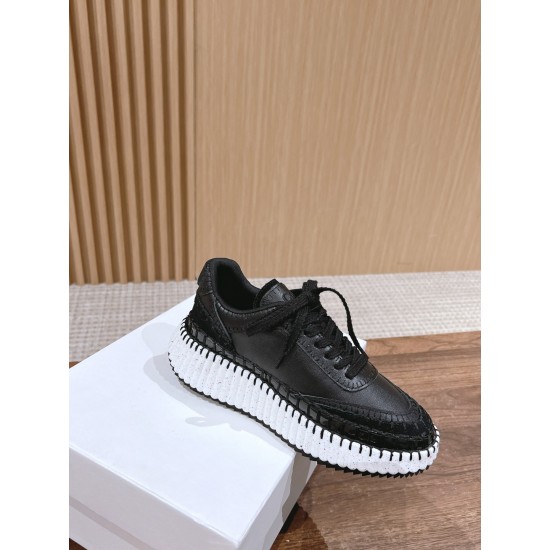  white sneakers 