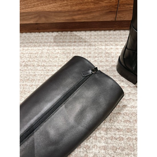 Stuart Weitzman boot