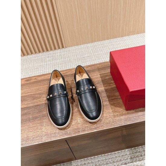 Casual Shoes 