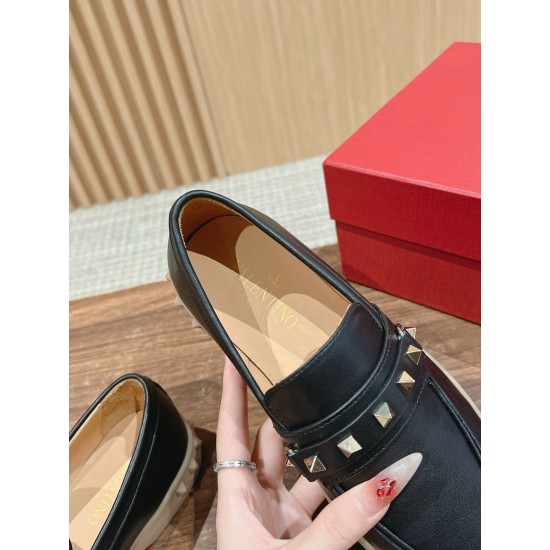 Casual Shoes 