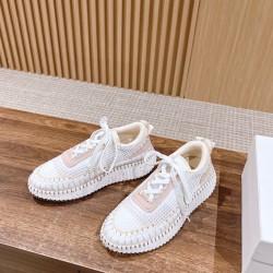  white sneakers 