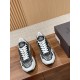 Runner  shoe