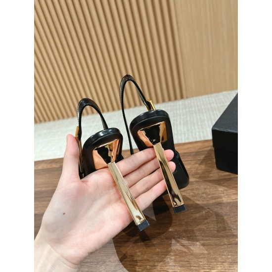 Saint Laurent Sandals