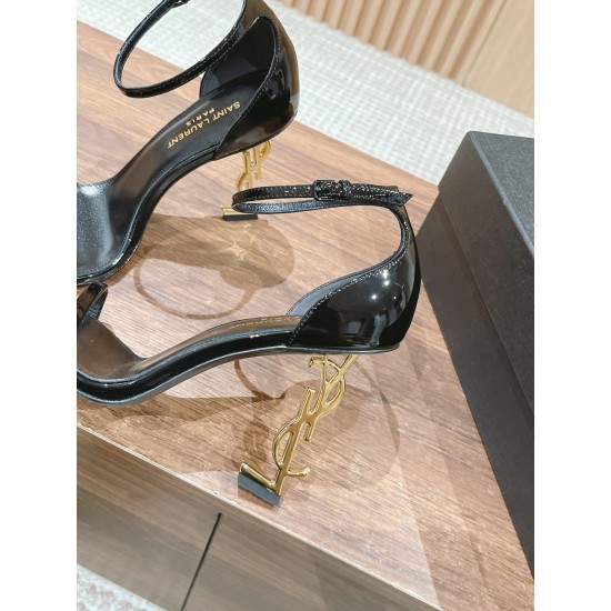 Saint Laurent Sandals