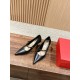 high-heeled shoes