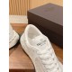Runner  shoe