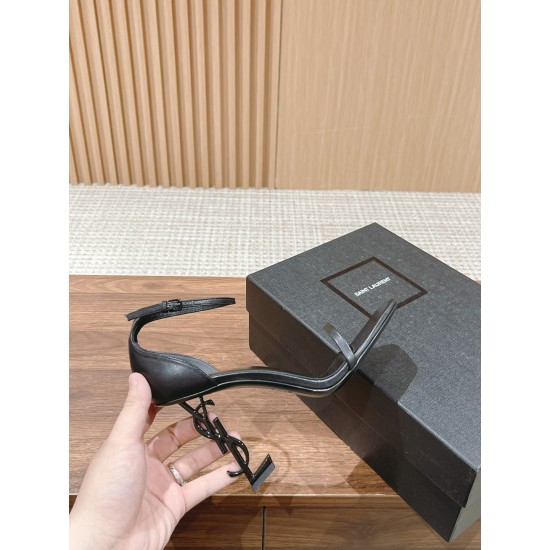 Saint Laurent Sandals