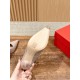 high-heeled shoes