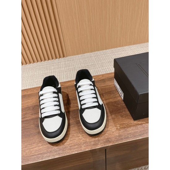 Saint Laurent Sneakers