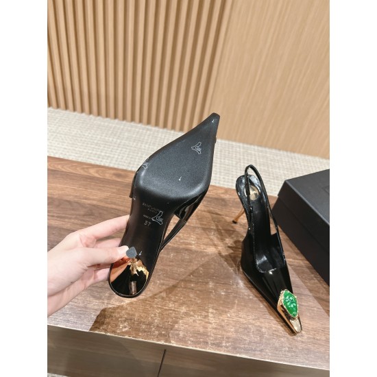 Saint Laurent Sandals