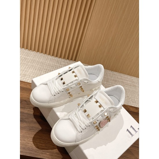 Sneakers White Shoes
