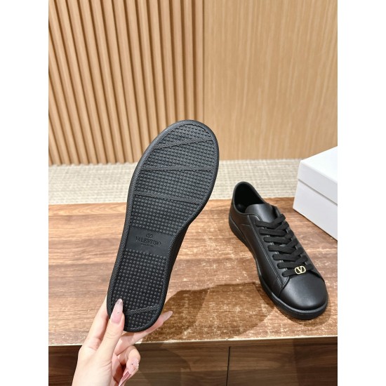 Sneakers White Shoes