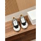  white sneakers 