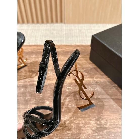 Saint Laurent Sandals