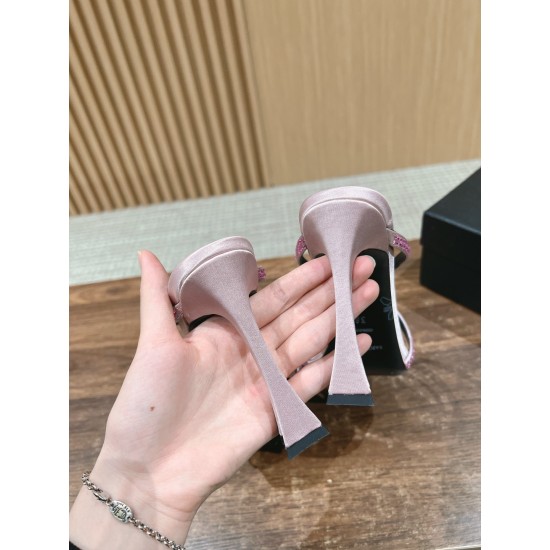 Saint Laurent Sandals