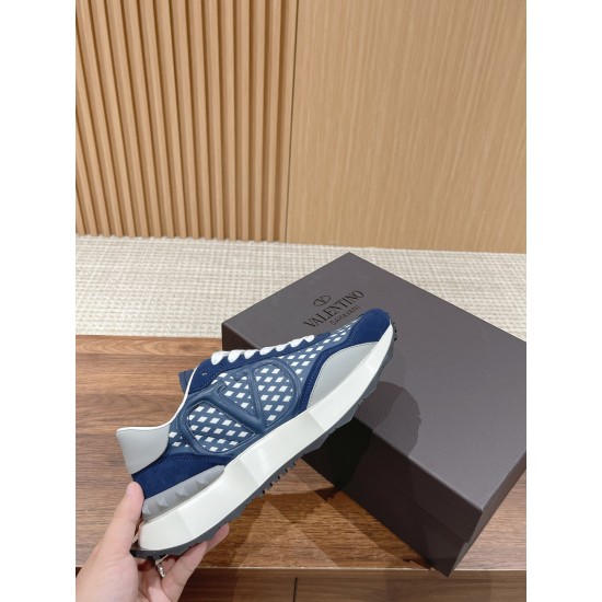 Runner  shoe