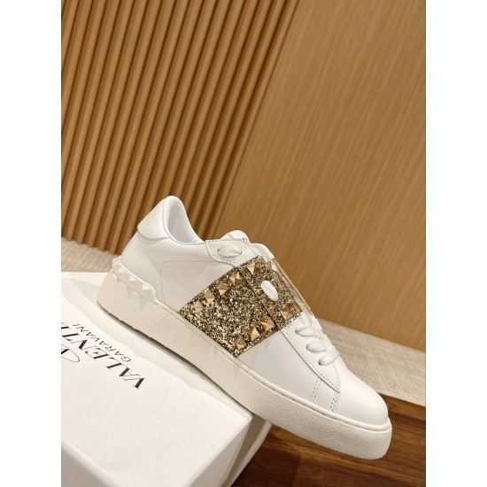 Sneakers White Shoes