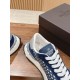 Runner  shoe