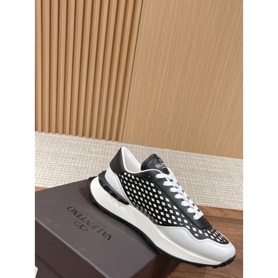 Runner  shoe