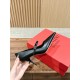 high-heeled shoes