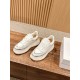  white sneakers 