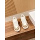  white sneakers 