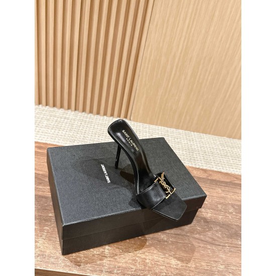 Saint Laurent Sandals