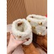 woolen boots