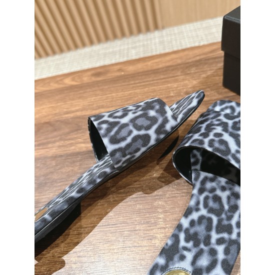 Saint Laurent slippers