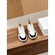  white sneakers 