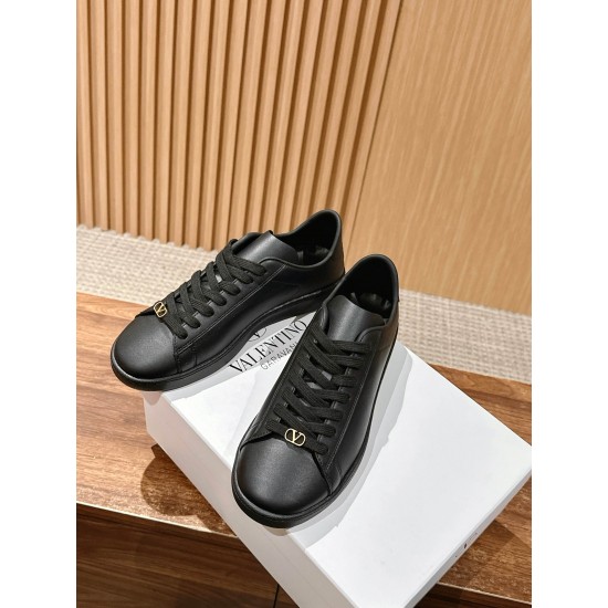 Sneakers White Shoes