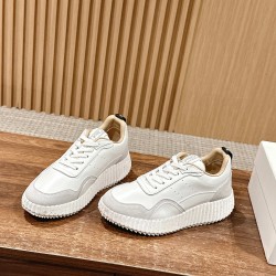  white sneakers 