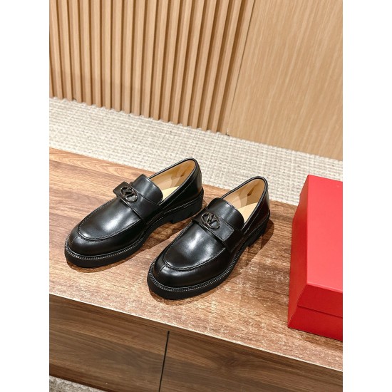 Loafers 