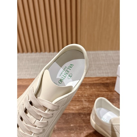 Sneakers White Shoes