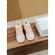  white sneakers 