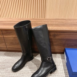 Stuart Weitzman boot