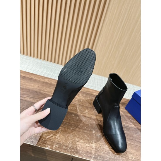 Stuart Weitzman boot