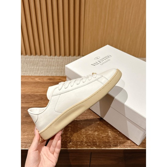 Sneakers White Shoes