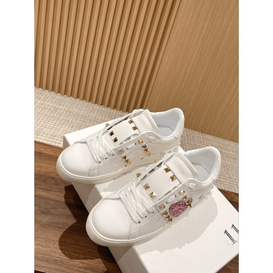Sneakers White Shoes