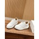  white sneakers 