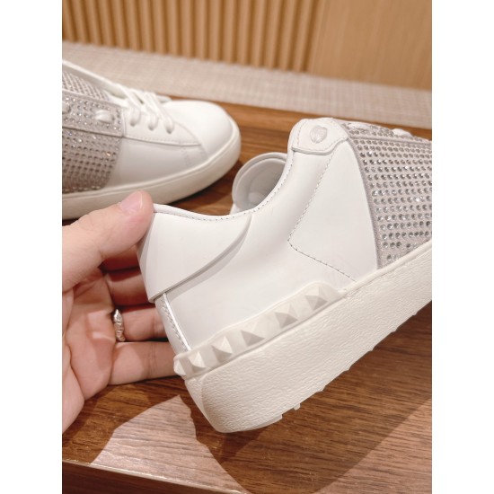 Sneakers White Shoes