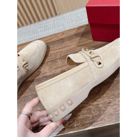 Casual Shoes 