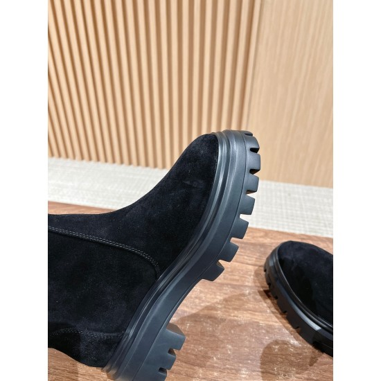 Stuart Weitzman boot
